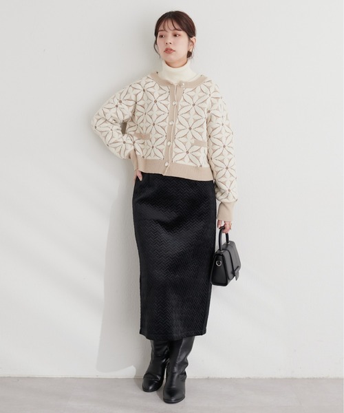 natural couture(ナチュラルクチュール)の「ベロアキルティングナロースカート(スカート・レディース・アイボリー/オレンジ/ブラック・FREE)」の8枚目の写真