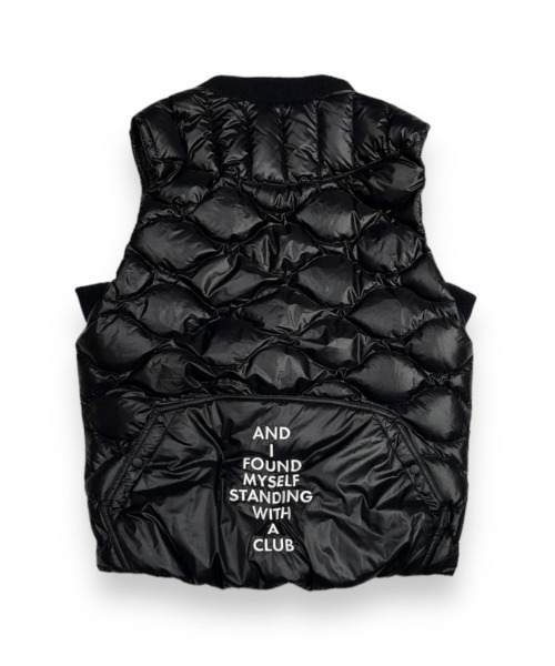 DECEMBERMAY(ディセンバーメイ)の「Color scheme quilting down vest(ダウンベスト・レディース・ホワイト/ブラック/ベージュ・MEDIUM/SMALL)」の8枚目の写真