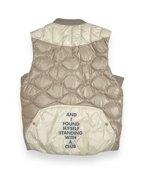 DECEMBERMAY(ディセンバーメイ)の「Color scheme quilting down vest(ダウンベスト・レディース・ホワイト/ブラック/ベージュ・MEDIUM/SMALL)」の14枚目の写真