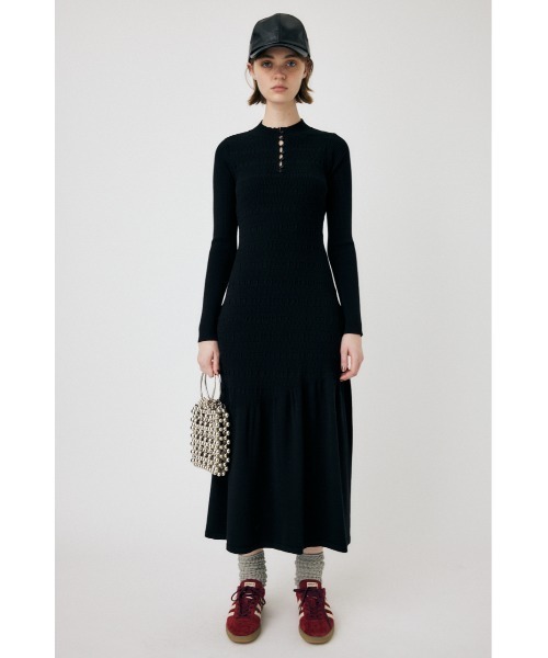 MOUSSY(マウジー)の「FLARE HEM KNIT ドレス(ワンピース・レディース・キナリ/ブラック/カーキ・1/2)」の16枚目の写真