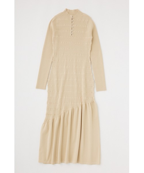 MOUSSY(マウジー)の「FLARE HEM KNIT ドレス(ワンピース・レディース・キナリ/ブラック/カーキ・1/2)」の8枚目の写真