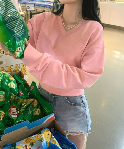 BEIDELLI（ベイデリー）の「[BELLIDE MADE] パステルVネッククロップドスウェット（スウェット・レディース・ネイビー/ピンク/グレー/オートミール/イエロー・FREE）」の5枚目の写真