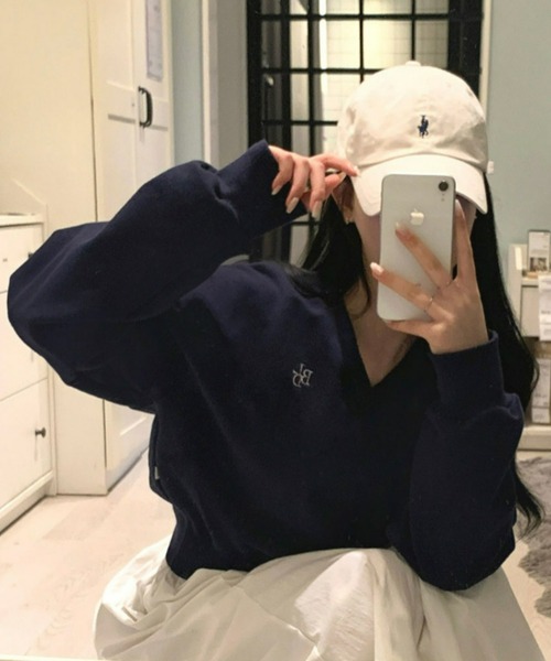 BEIDELLI（ベイデリー）の「[BELLIDE MADE] パステルVネッククロップドスウェット（スウェット・レディース・ネイビー/ピンク/グレー/オートミール/イエロー・FREE）」の22枚目の写真