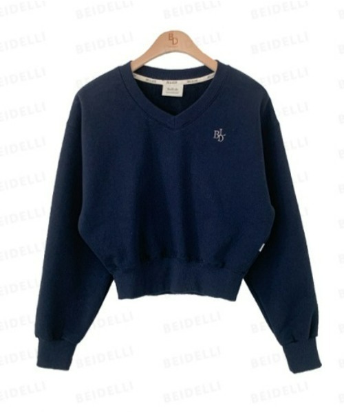 BEIDELLI（ベイデリー）の「[BELLIDE MADE] パステルVネッククロップドスウェット（スウェット・レディース・ネイビー/ピンク/グレー/オートミール/イエロー・FREE）」の6枚目の写真