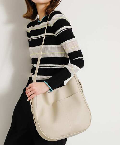 SENSE OF PLACE by URBAN RESEARCH（センスオブプレイスバイアーバンリサーチ）の「アウトポケットビッグショルダーバッグ（ショルダーバッグ・レディース・ブラウン/ライトベージュ/ブラック・ONE）」の13枚目の写真