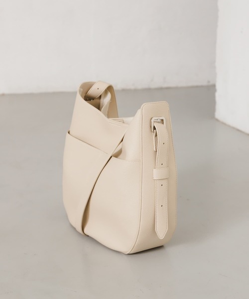 SENSE OF PLACE by URBAN RESEARCH（センスオブプレイスバイアーバンリサーチ）の「アウトポケットビッグショルダーバッグ（ショルダーバッグ・レディース・ブラウン/ライトベージュ/ブラック・ONE）」の20枚目の写真