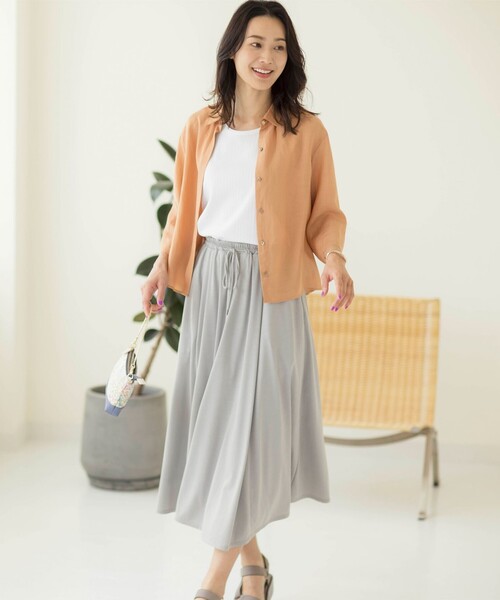 J.PRESS(ジェイプレス)の「ワイドリブジャージー ノースリーブ カットソー(タンクトップ・レディース・ブラウン系/ホワイト系/ライトグレー系・MEDIUM/LARGE)」の8枚目の写真