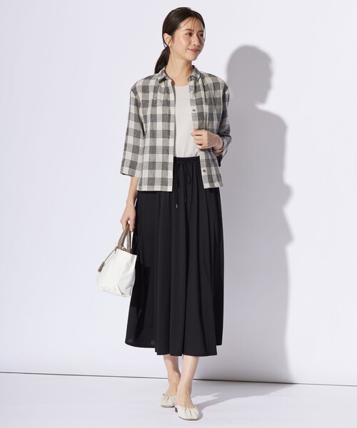 J.PRESS(ジェイプレス)の「ワイドリブジャージー ノースリーブ カットソー(タンクトップ・レディース・ブラウン系/ホワイト系/ライトグレー系・MEDIUM/LARGE)」の13枚目の写真