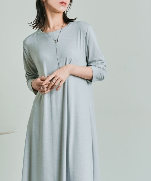 kirakiraShop（キラキラショップ）の「シルフィット フレア ワンピース（ワンピース・レディース・ブルー系/チャコール/ライトグレー/モカ/ブラック・M/L）」の8枚目の写真