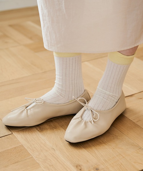 Crisp（クリスプ）の「リボンギャザーフラットシューズ（パンプス・レディース・ベージュ/ブラック/アイボリー・37/38/36/39）」の8枚目の写真