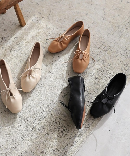 Crisp（クリスプ）の「リボンギャザーフラットシューズ（パンプス・レディース・ベージュ/ブラック/アイボリー・37/38/36/39）」の16枚目の写真