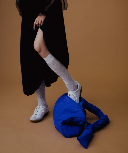 SENSE OF PLACE by URBAN RESEARCH（センスオブプレイスバイアーバンリサーチ）の「『ユニセックス』ナイロンパデットビッグショルダー（ショルダーバッグ・メンズ・アイボリー/ブルー/ミント/ブラック/オレンジ・ONE）」の14枚目の写真