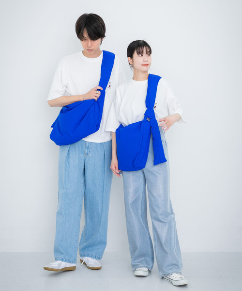 SENSE OF PLACE by URBAN RESEARCH（センスオブプレイスバイアーバンリサーチ）の「『ユニセックス』ナイロンパデットビッグショルダー（ショルダーバッグ・メンズ・アイボリー/ブルー/ミント/ブラック/オレンジ・ONE）」の9枚目の写真