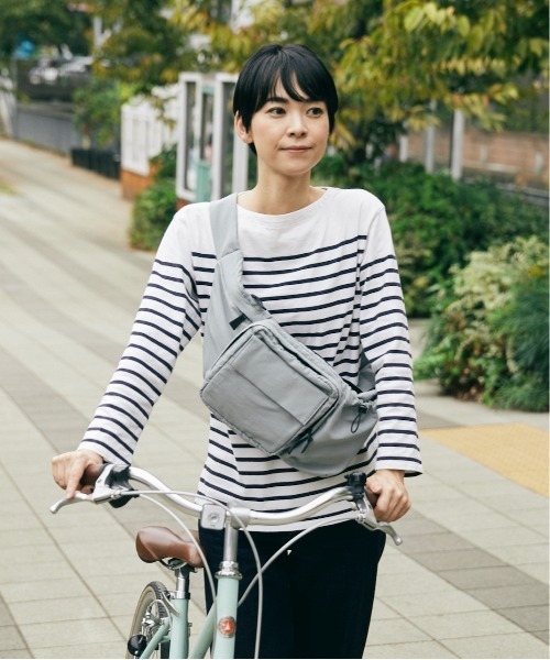 Amazon | レディースチェストバッグ 女性のカジュアルなクロス