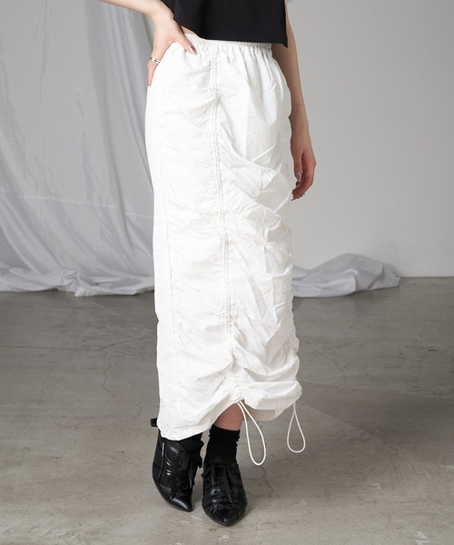 RAY CASSIN(レイカズン)の「ドロストナローロングスカート(スカート・レディース・ホワイト/ブラック/グレー・FREE)」の16枚目の写真