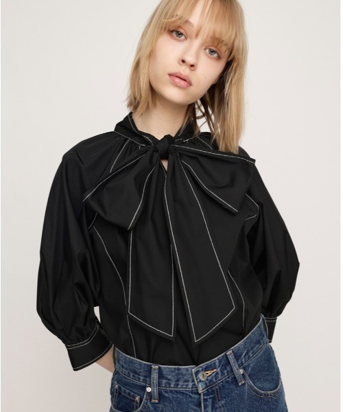 特別価格　新品heve ヘイブ　ボリュームスリーブの2wayジャケットブラウス 特別価格 新品heve ヘイブ ボリュームスリーブの2wayジャケット