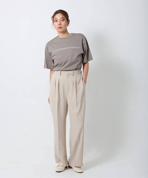 ONE'S TRUE(ワンズトゥルー)の「【セットアップ対応】タックパンツ(スラックス・レディース・ベージュ/ブラック・M/L)」の8枚目の写真