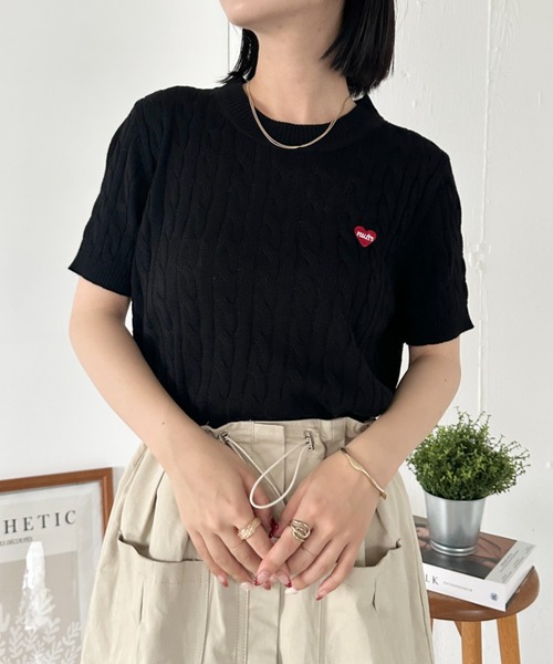 meer. HEART SLEEVELESS KNIT