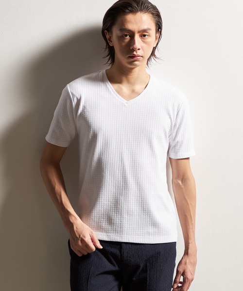 ETRE TOKYO（エトレトウキョウ）の「ダブルクロスVネックTee（T