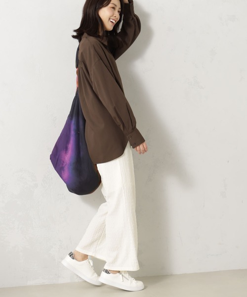 FOUND GOOD（ファウンドグッド）の「接触冷感・UV. 速乾・お手入れ簡単コタットレギュラーシャツ（シャツ/ブラウス・レディース・ブラウン系5/ブラック/ブラウン系/オレンジ系/ブルー系5/グリーン/ブルー系/ブルー系1・S/M/L）」の3枚目の写真