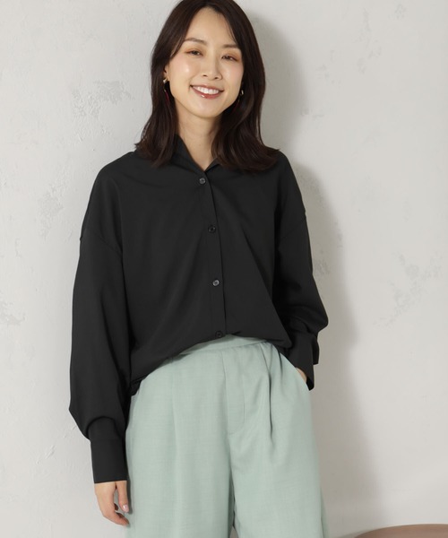 FOUND GOOD（ファウンドグッド）の「接触冷感・UV. 速乾・お手入れ簡単コタットレギュラーシャツ（シャツ/ブラウス・レディース・ブラウン系5/ブラック/ブラウン系/オレンジ系/ブルー系5/グリーン/ブルー系/ブルー系1・S/M/L）」の11枚目の写真