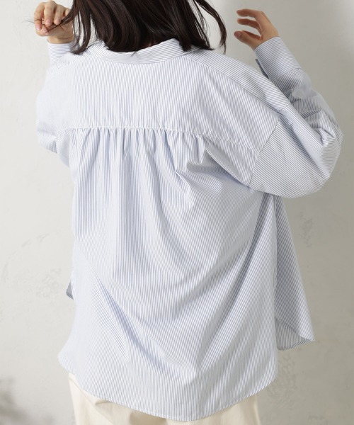 FOUND GOOD（ファウンドグッド）の「接触冷感・UV. 速乾・お手入れ簡単コタットレギュラーシャツ（シャツ/ブラウス・レディース・ブラウン系5/ブラック/ブラウン系/オレンジ系/ブルー系5/グリーン/ブルー系/ブルー系1・S/M/L）」の21枚目の写真