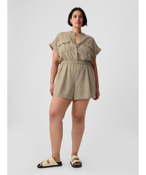 GAP(ギャップ)の「リネン混 ユーティリティ ロンパース(つなぎ/オールインワン・レディース・ベージュ・XS/M/XXS/S/L)」の4枚目の写真