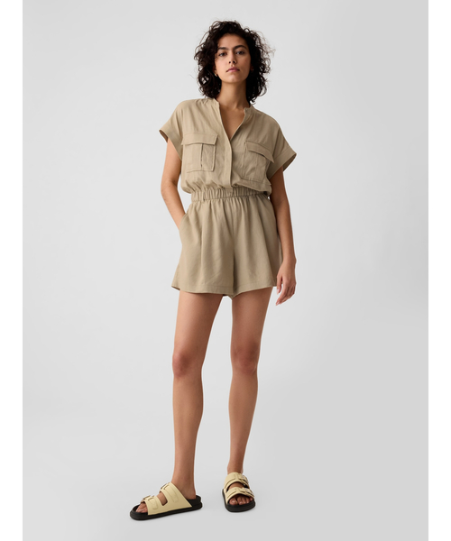 GAP(ギャップ)の「リネン混 ユーティリティ ロンパース(つなぎ/オールインワン・レディース・ベージュ・XS/M/XXS/S/L)」の5枚目の写真