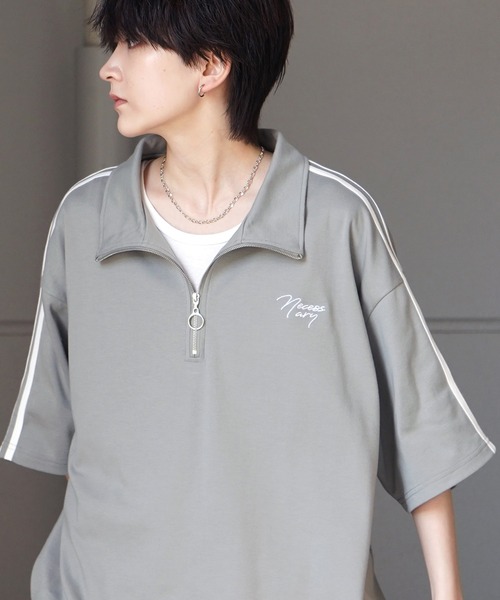 Confirm(コンファーム)の「ナチュラルドレープ とろみポンチ ビッグシルエット ワンポイント刺繍 ドロストハーフジップ半袖Tシャツ カットソー ユニセックス(Tシャツ/カットソー・メンズ・チャコールグレー/グレー/ホワイト/ミント/サックスブルー/ブラック・L/M)」の5枚目の写真
