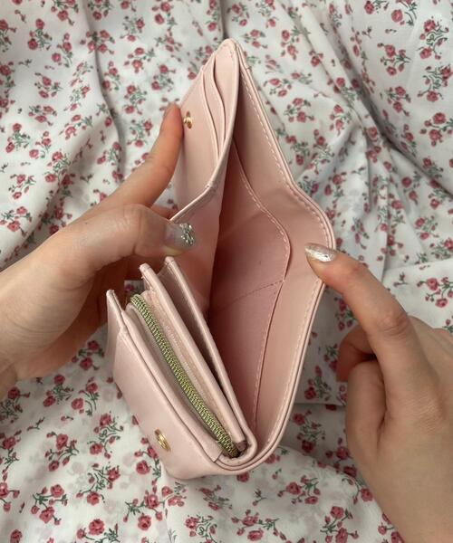 WEGO（ウィゴー）の「WEGO/フラワーギャザーウォレット（財布・レディース・サックスブルー/ライトピンク/ブラック・FREE）」の5枚目の写真