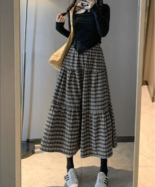 kirakiraShop(キラキラショップ)の「Aライン チェック ティアード スカート(スカート・レディース・ブラック・M)」の7枚目の写真