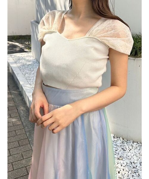 MERCURYDUO（マーキュリーデュオ）の「シャイニーシアーチュールパフニット（ニット/セーター・レディース・オフホワイト/ブルー/ブラック・FREE）」の2枚目の写真