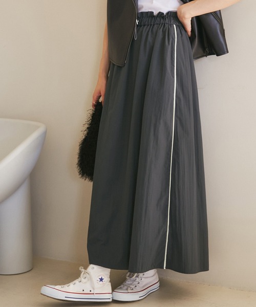 ROPE' PICNIC(ロペピクニック)の「サイドラインナイロンギャザースカート/撥水加工(スカート・レディース・チャコールグレー/キナリ・38)」の18枚目の写真