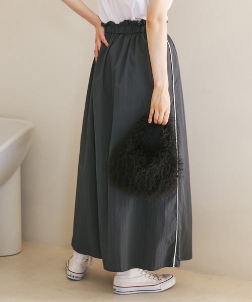 ROPE' PICNIC(ロペピクニック)の「サイドラインナイロンギャザースカート/撥水加工(スカート・レディース・チャコールグレー/キナリ・38)」の17枚目の写真