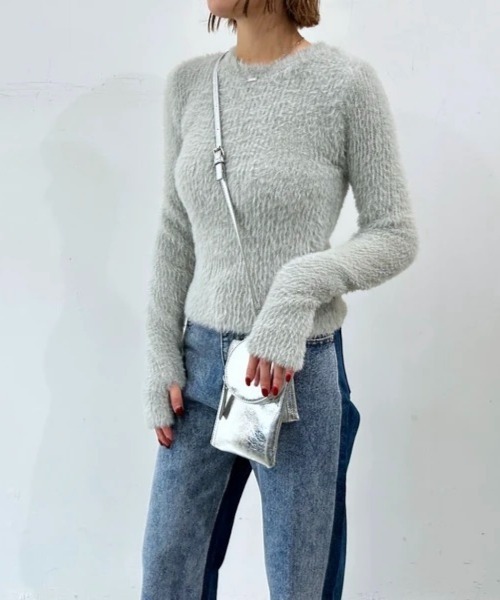 E&C closet…(イーアンドシークローゼット)の「シャギークルーネックプルオーバー(ニット/セーター・レディース・グレイッシュベージュ/アイボリー/グレー/ブラック・FREE)」の3枚目の写真