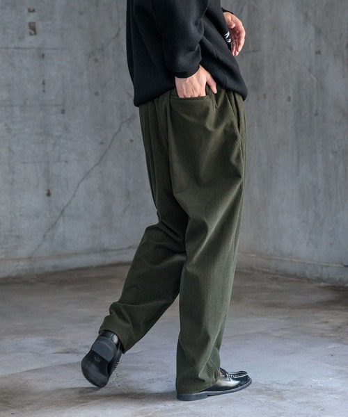 niko and...（ニコアンド）の「ワイドコーデュロイパンツ（その他パンツ・メンズ・ダークブラウン/キャメル/カーキ/ブラック・LARGE/MEDIUM）」の9枚目の写真
