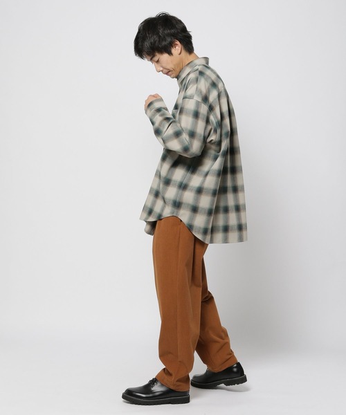 niko and...（ニコアンド）の「ワイドコーデュロイパンツ（その他パンツ・メンズ・ダークブラウン/キャメル/カーキ/ブラック・LARGE/MEDIUM）」の14枚目の写真