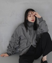 ギャザースリーブWジップブルゾン