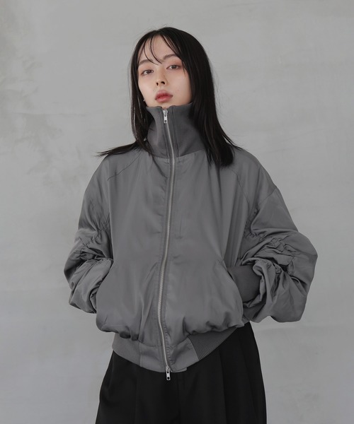 新品　下げ札あり　スリーブ　2WAYブルゾン　グレディブリリアン ラリアムー セール】ギャザースリーブWジップブルゾン（ブルゾン）｜LIAN