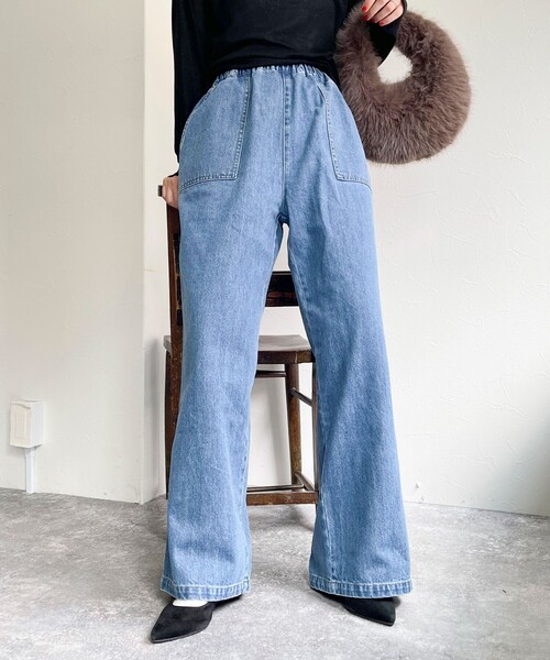 fredy emue（フレディエミュ）の「デニムイージーベイカーパンツ（デニムパンツ・レディース・ネイビー/ブルー・36/38）」の15枚目の写真