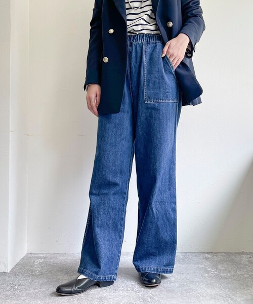 fredy emue（フレディエミュ）の「デニムイージーベイカーパンツ（デニムパンツ・レディース・ネイビー/ブルー・36/38）」の22枚目の写真