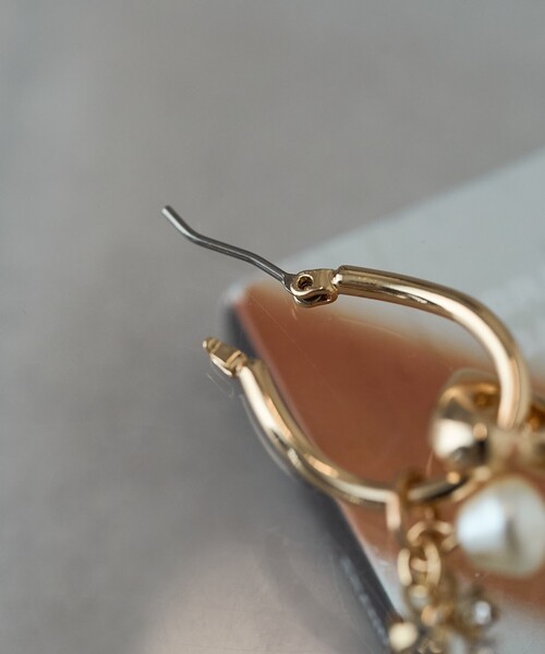 FREAK'S STORE(フリークスストア)の「ビジューハートピアス(ピアス(両耳用)・レディース・ゴールド/シルバー・ONE SIZE)」の8枚目の写真