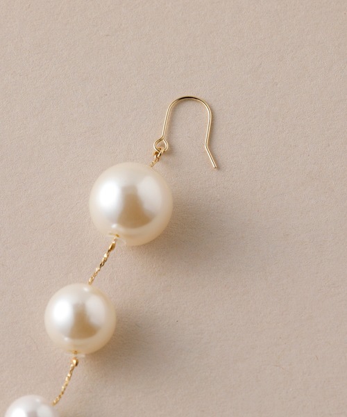 CALIN STANDARD(カリンスタンダード)の「◆◆金属アレルギー対応◆◆〈ecru〉 ロングパールピアス(ピアス(両耳用)・レディース・ゴールド・FREE)」の4枚目の写真