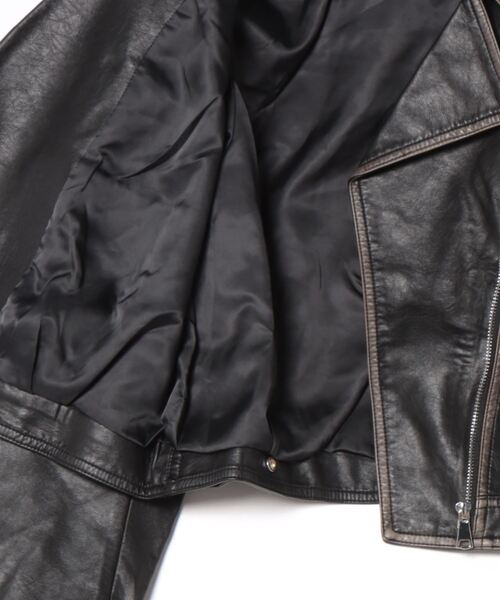 SPINNS（スピンズ）の「加工合皮ライダースジャケット（ライダースジャケット・レディース・ブラウン/ブラック・ONESIZE）」の4枚目の写真