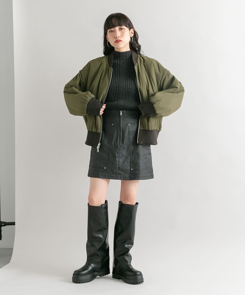KBF（ケイビーエフ）の「コーティングミニスカート（スカート・レディース・ブラック/カーキ・ONE）」の4枚目の写真