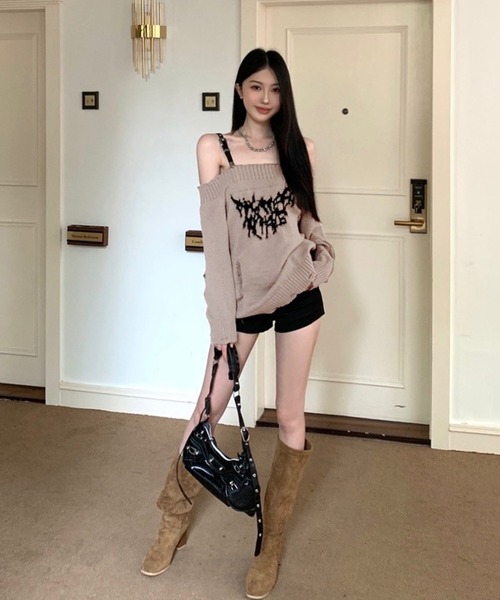 shopnikoniko(ショップニコニコ)の「バタフライ ベルトショルダー オフショルダメージニット(ニット/セーター・レディース・グレー/ベージュ/ブラウン・フリー)」の12枚目の写真