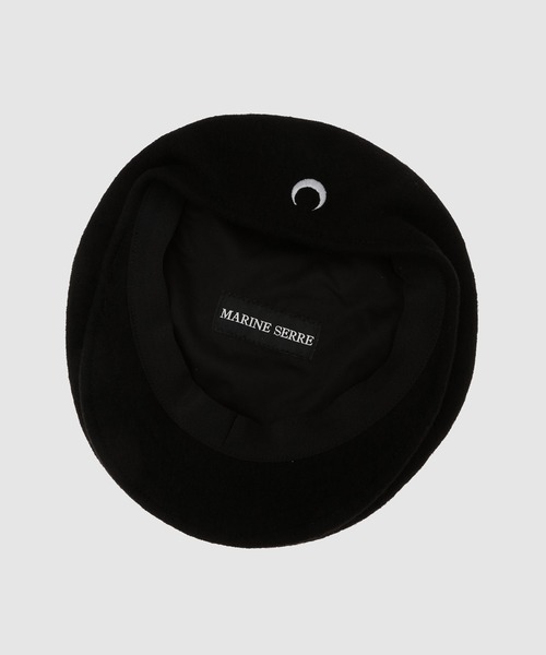 MARINE SERRE(マリーン・セル)の「MOON LOGO FELTED WOOL BERET(ハンチング/ベレー帽・レディース・ブラック・M)」の5枚目の写真