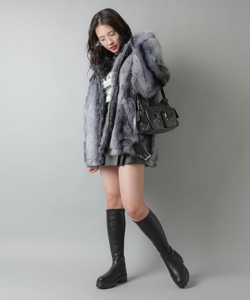 SPINNS（スピンズ）の「ベルト付 グラデーションフェイクファー