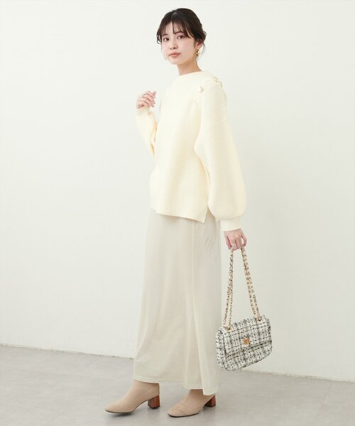 natural couture(ナチュラルクチュール)の「畦編み肩開きニット(ニット/セーター・レディース・レッド系その他/オフホワイト/グレイッシュベージュ/ブラック・FREE)」の8枚目の写真