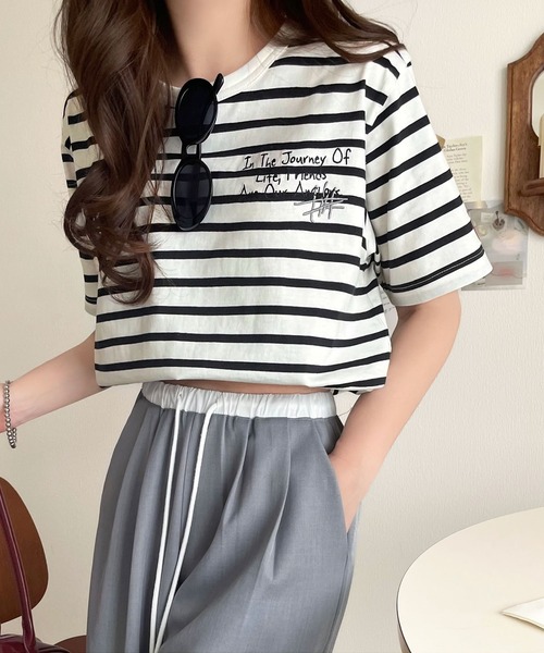 classicalelf（クラシカルエルフ）の「ぐるり360°どこからだって映えちゃう。オーガニックコットン100%らくがき風刺繍 無地＆ボーダー柄半袖Tシャツ（Tシャツ/カットソー・レディース・ホワイト×ブラック/アイボリー/ホワイト/チャコール・X-LARGE/SMALL/MEDIUM/LARGE）」の13枚目の写真